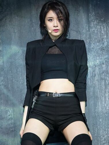 Jiyeon (지연)